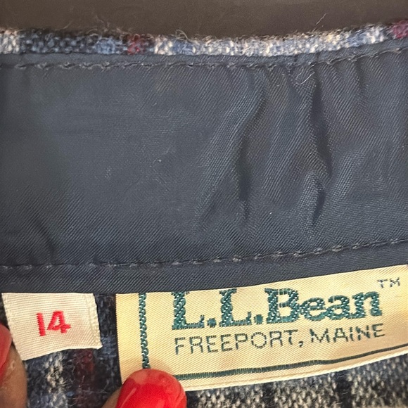 Vintage L.L. Bean Tartan Plaid Wool Shirt - Picture 11 of 17